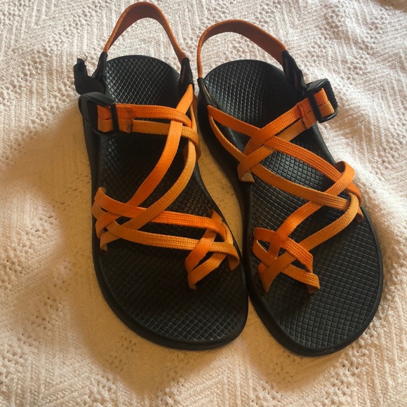 orange chacos